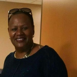 Meet your Posher, Lindy